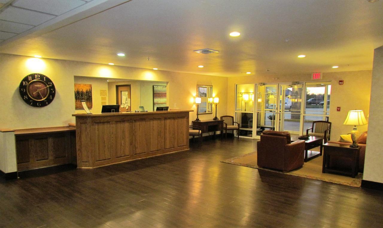 Oak Hill Inn & Suites Canton Экстерьер фото
